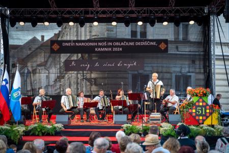 Največji etnološki festival v Sloveniji Dnevi narodnih noš in oblačilne dediščine v Kamniku že enainpetdesetič  (14)